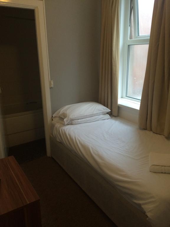 Malibu Hotel Blackpool Pokoj fotografie